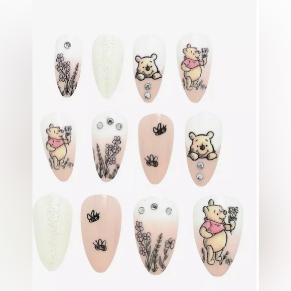 Disney Winnie The Pooh Spring Faux Nail Set - Picture 2 of 2